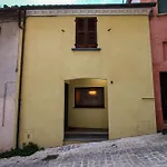 Casa Sartoria - *