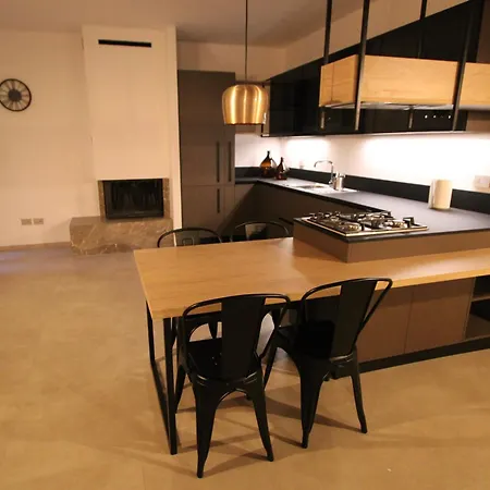Casa Sartoria - *
